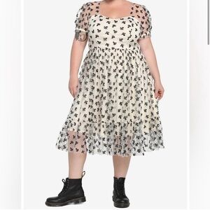 Mushroom print organza tulle glitter puff sleeve M